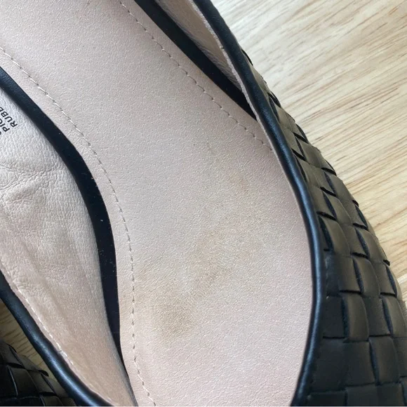 UGG AUSTRALIA Anaya Black Plaited Leather Pointed Toe Kitten Heels Pumps Sz AU 9 - Picture 13 of 13